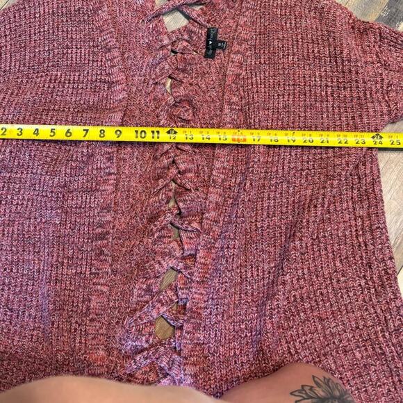 Pink lace up cardigan Y2K | Sweater | Comfy Fall Feminine - Picture 4 of 6